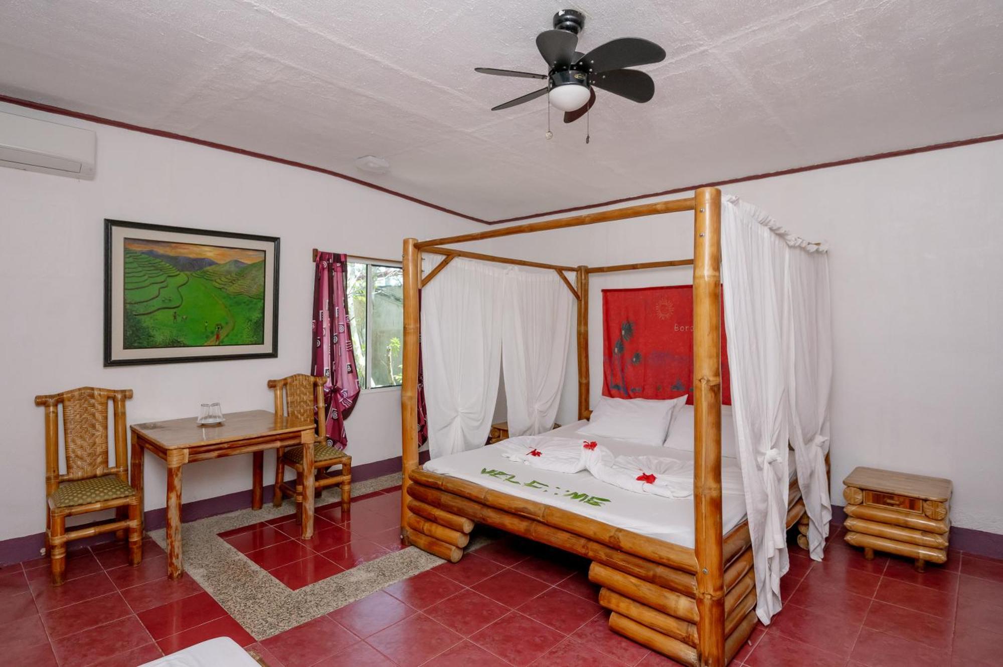 Polaris Beach And Dive Resort Inc Loon Dış mekan fotoğraf